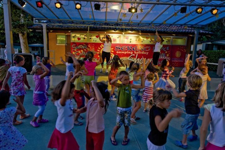 Sereno Camping Holiday Moniga del Garda المظهر الخارجي الصورة