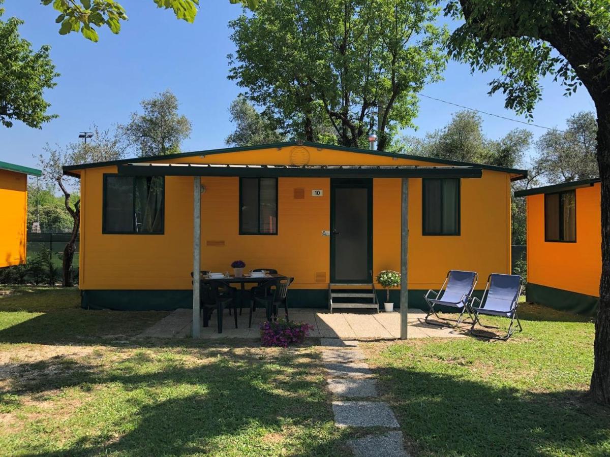 Sereno Camping Holiday Moniga del Garda المظهر الخارجي الصورة