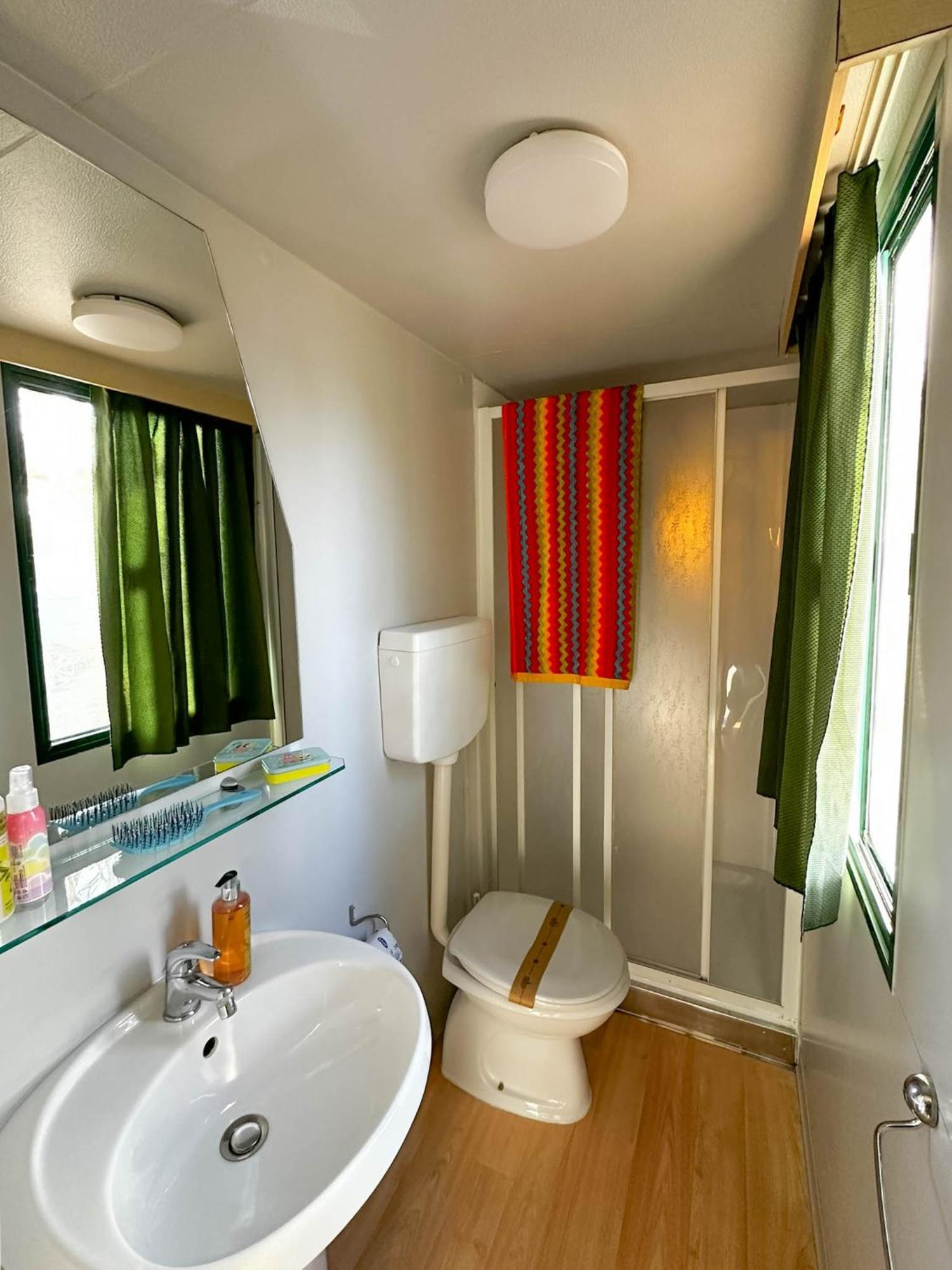 Sereno Camping Holiday Moniga del Garda المظهر الخارجي الصورة