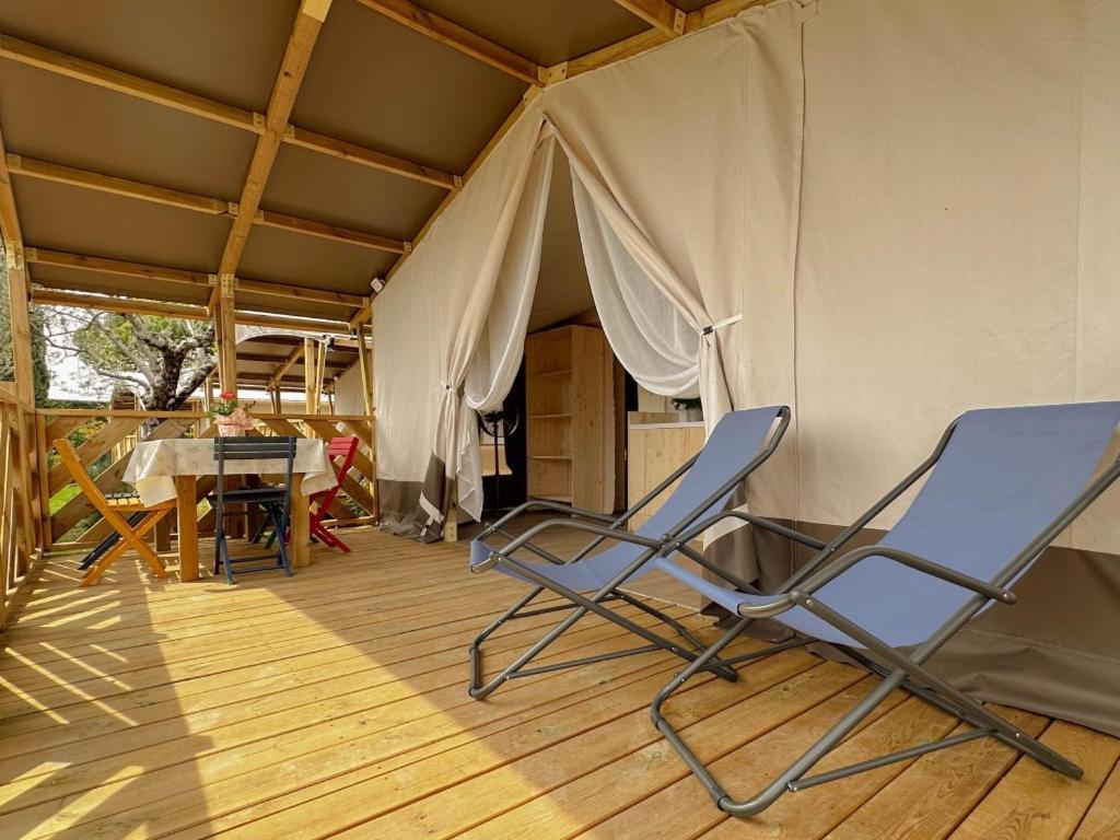 Sereno Camping Holiday Moniga del Garda المظهر الخارجي الصورة