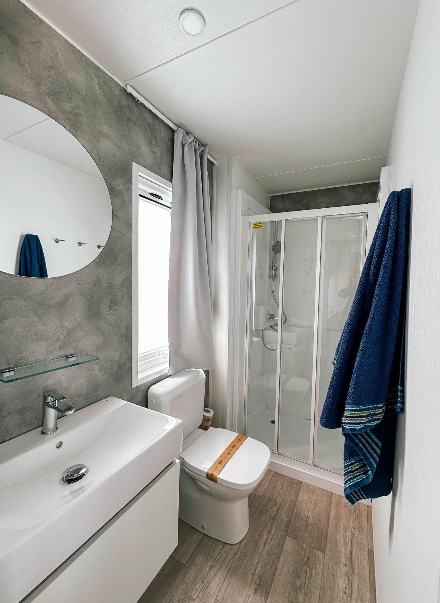 Sereno Camping Holiday Moniga del Garda المظهر الخارجي الصورة