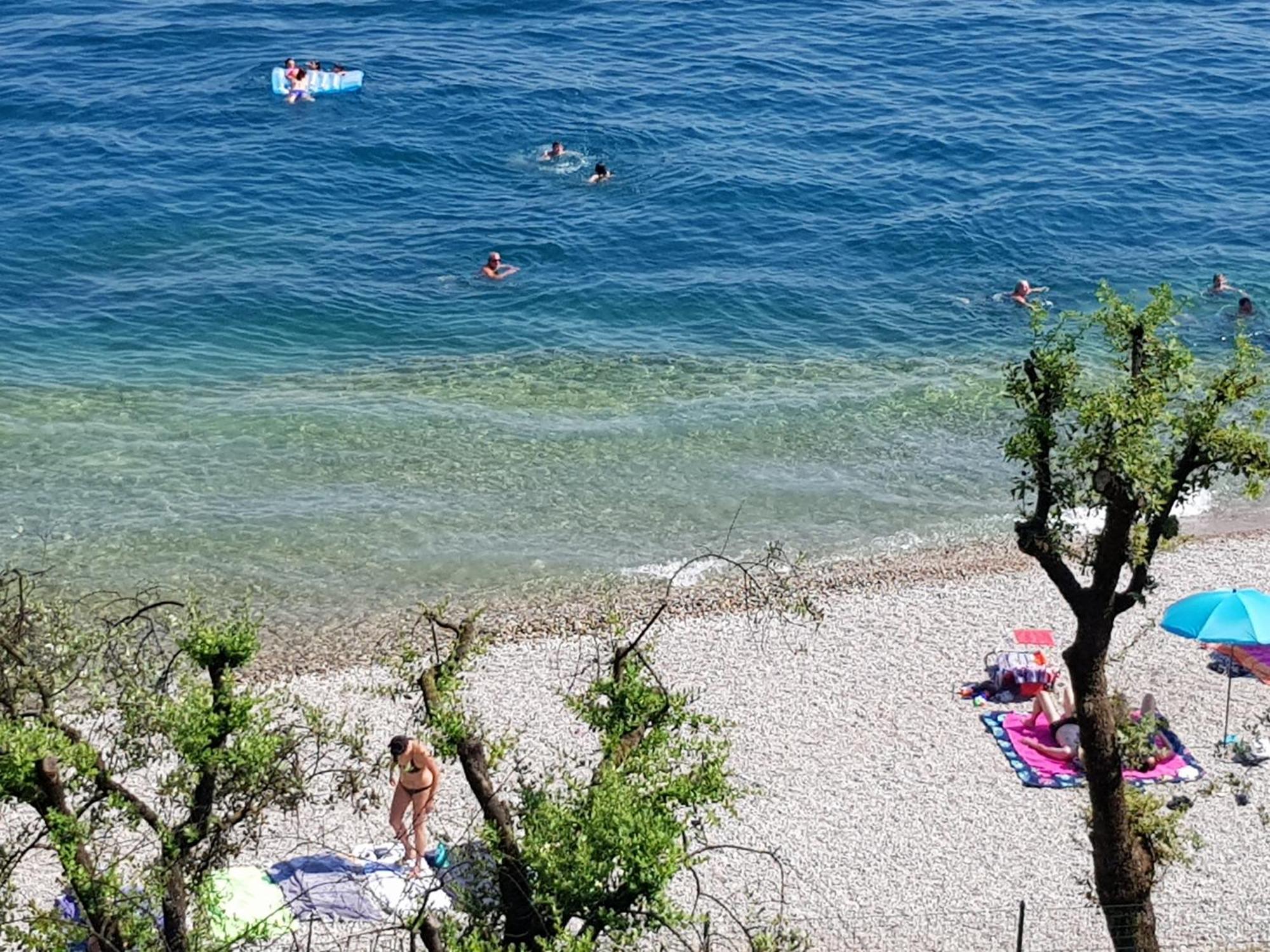 Sereno Camping Holiday Moniga del Garda المظهر الخارجي الصورة