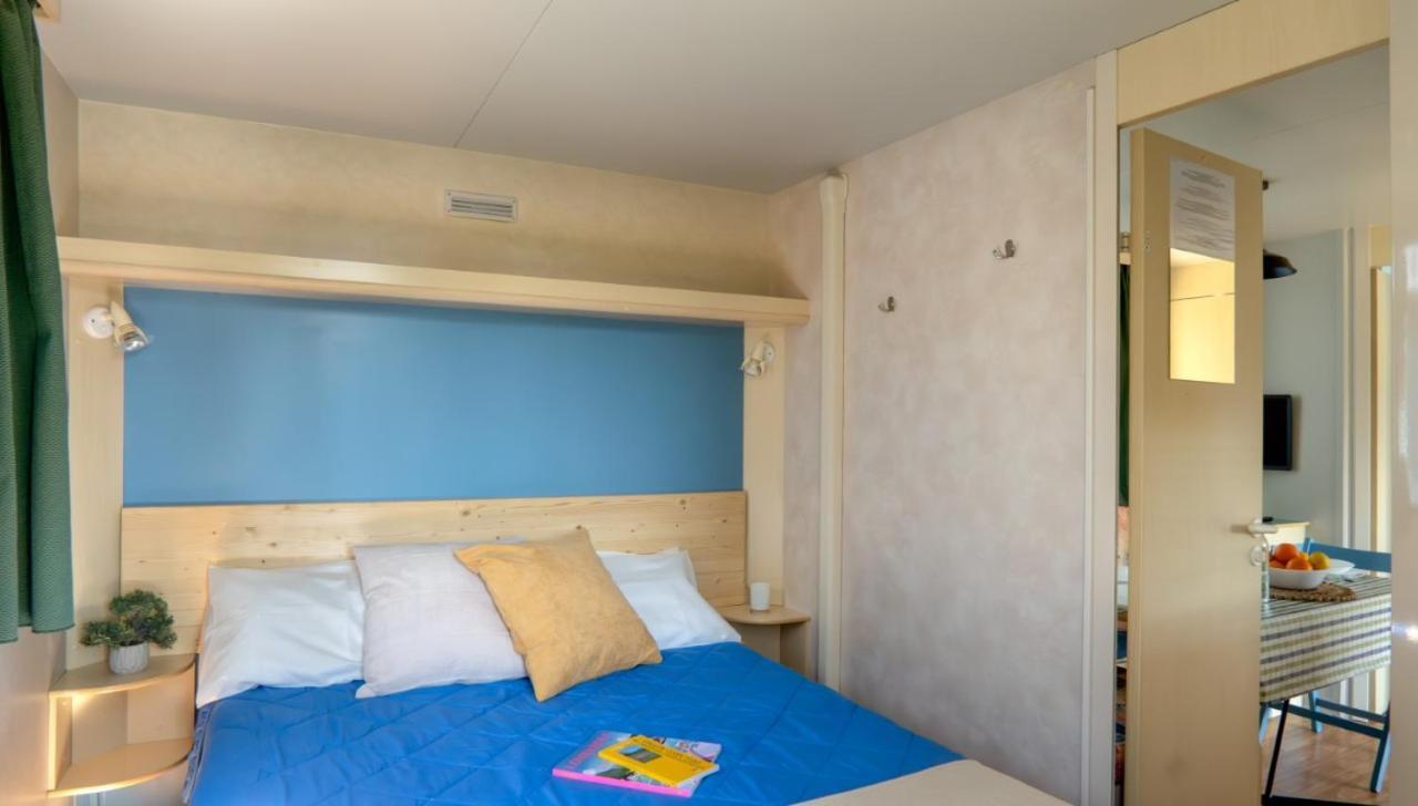 Sereno Camping Holiday Moniga del Garda المظهر الخارجي الصورة