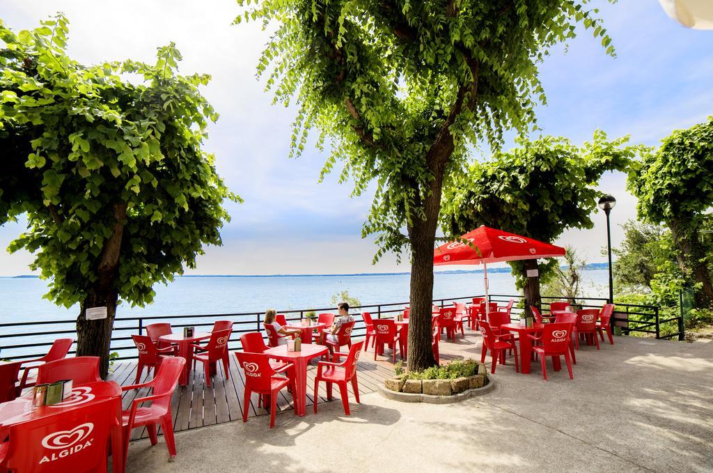 Sereno Camping Holiday Moniga del Garda المظهر الخارجي الصورة