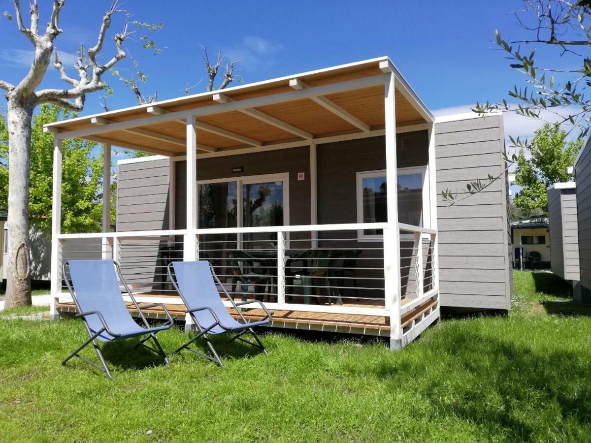 Sereno Camping Holiday Moniga del Garda المظهر الخارجي الصورة